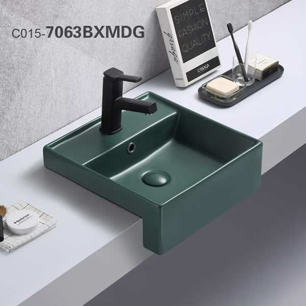 C015-7063BXMDG 